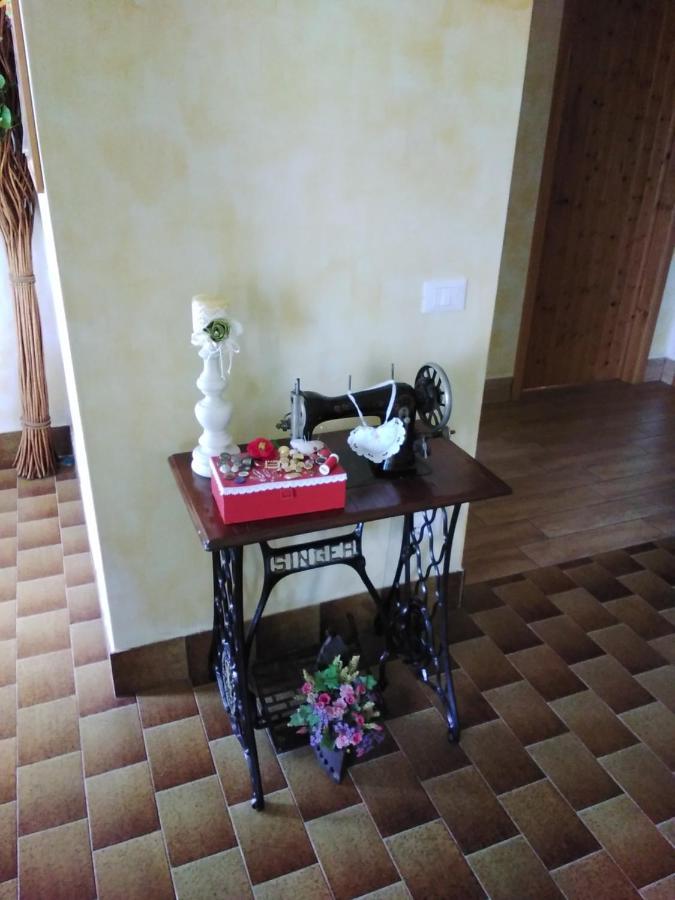 B&B Carmen Biondani Пескантіна Екстер'єр фото